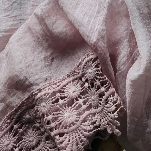 Summer top - Picture 4 of 4